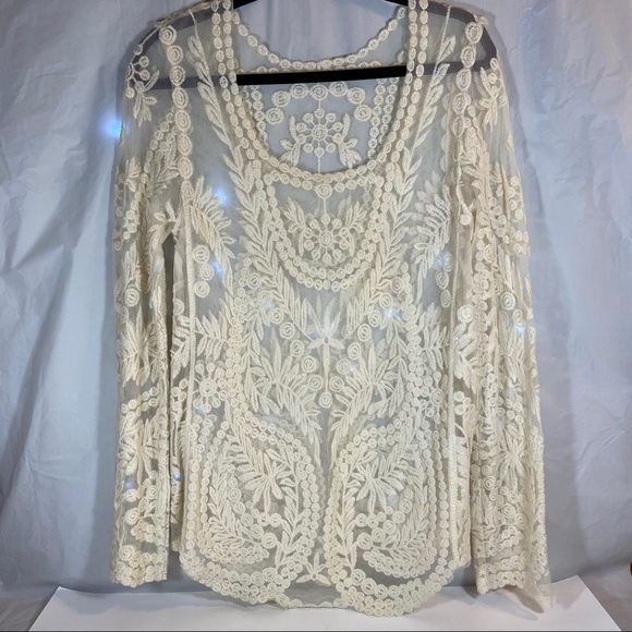 Sheer lace boho top - Picture 4 of 8